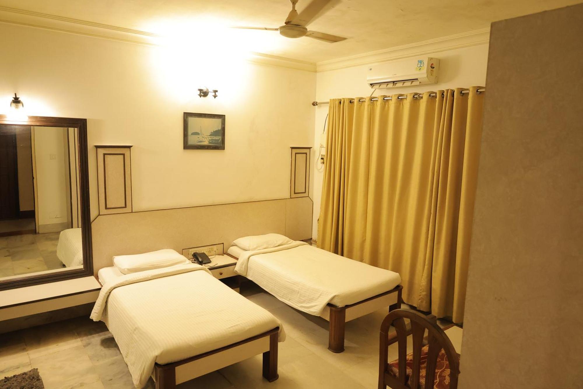 Hotel Mangalore International Exterior foto