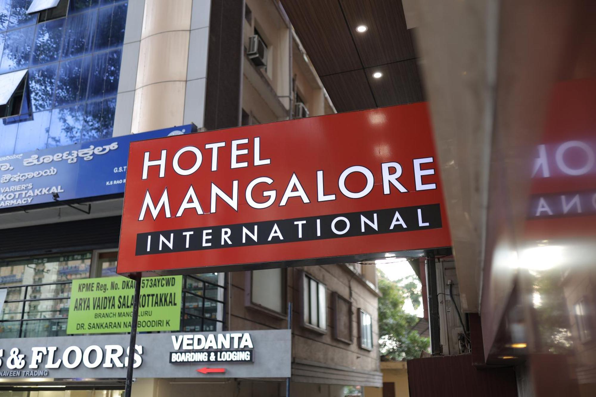 Hotel Mangalore International Exterior foto